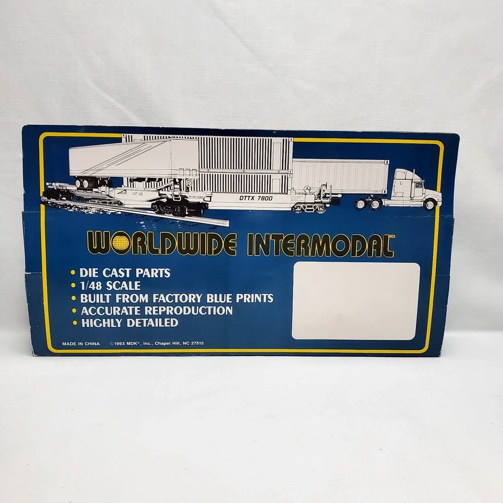 Worldwide Intermodal ◇ 1:48 Scale Diecast Semi Truck ◇ Sea‎ Land ◇ NEW